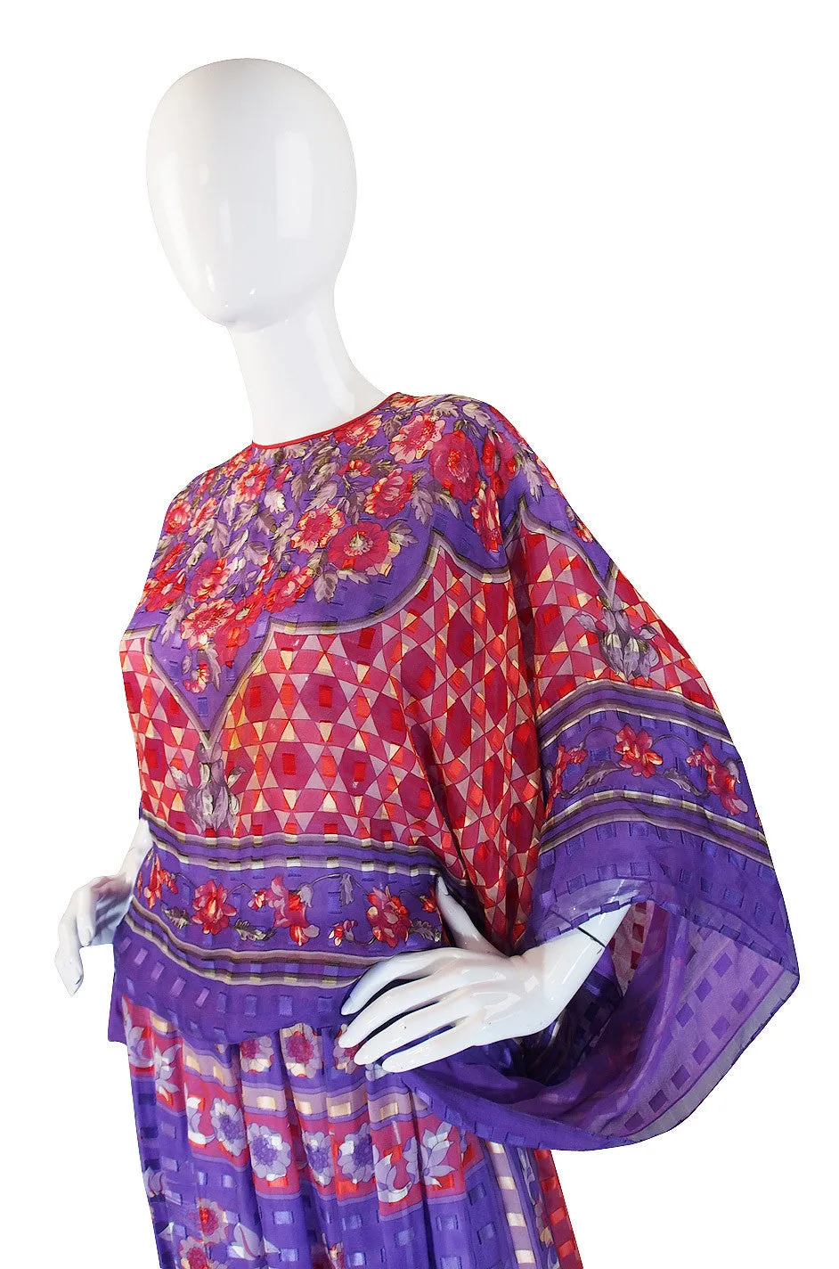 1970s Elizabeth Arden Silk Scarf Set