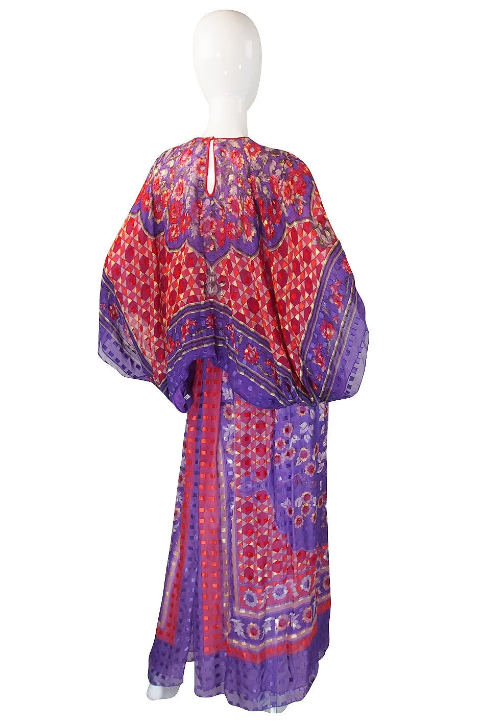 1970s Elizabeth Arden Silk Scarf Set
