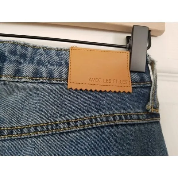 Avec les Filles high waisted mom jeans distressed raw split hem