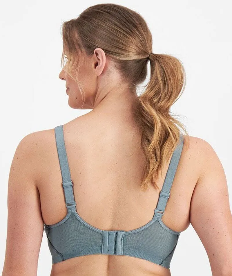 Berlei Electrify Underwire Sports Bra - Heartline