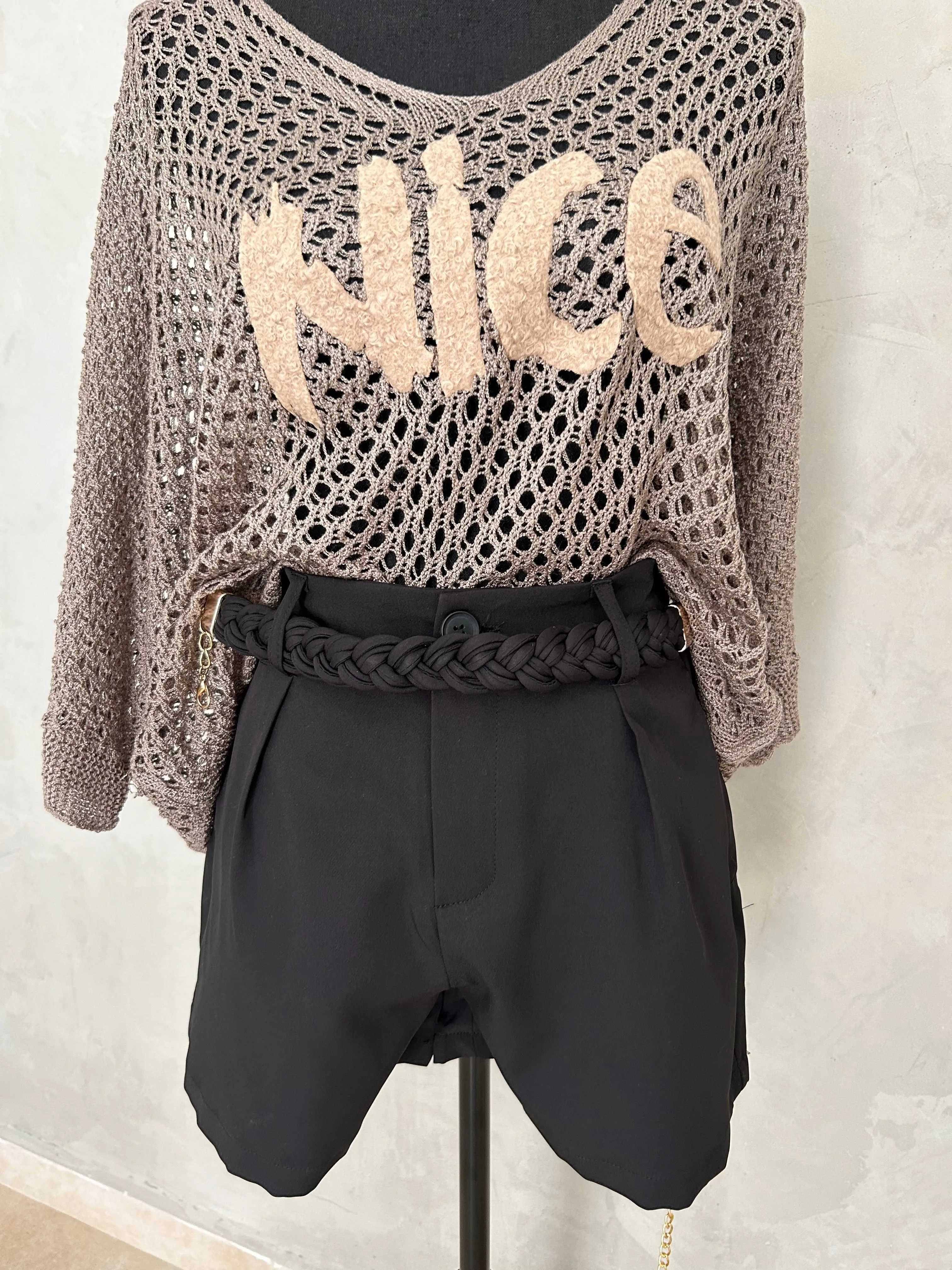 Black short with belt