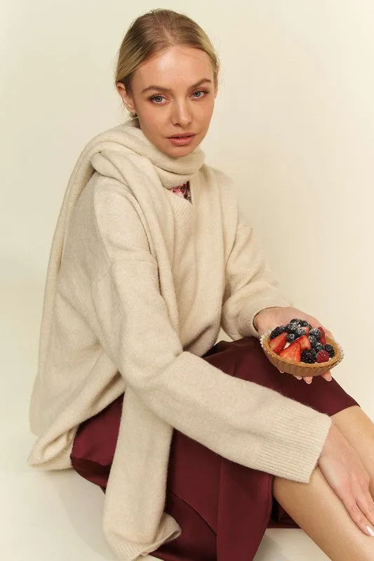 Cream V-Neck Dropped Shoulder Sweater with Scarf