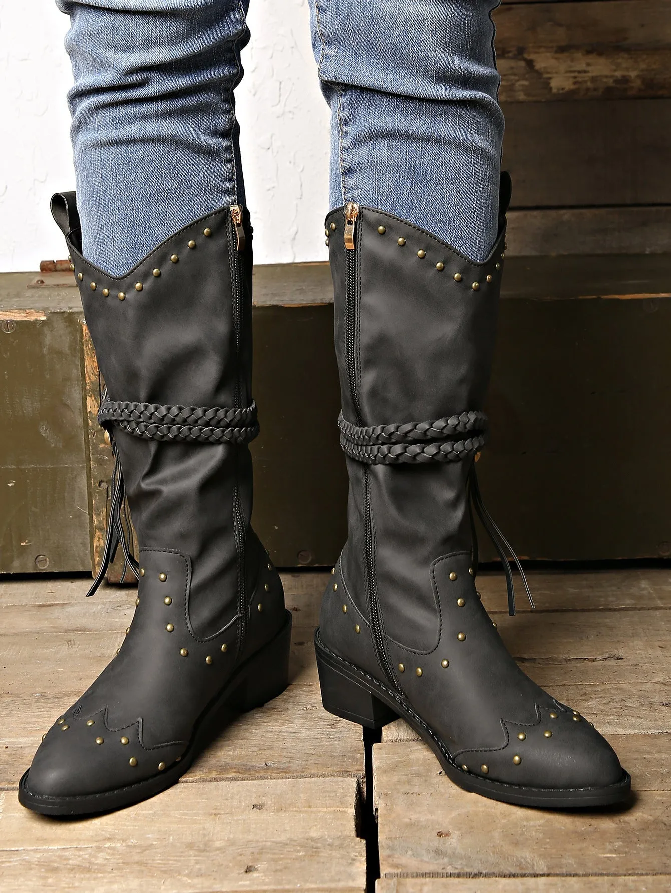 Creamtopmall Rivet belt buckle tassel mid-calf Martin boots