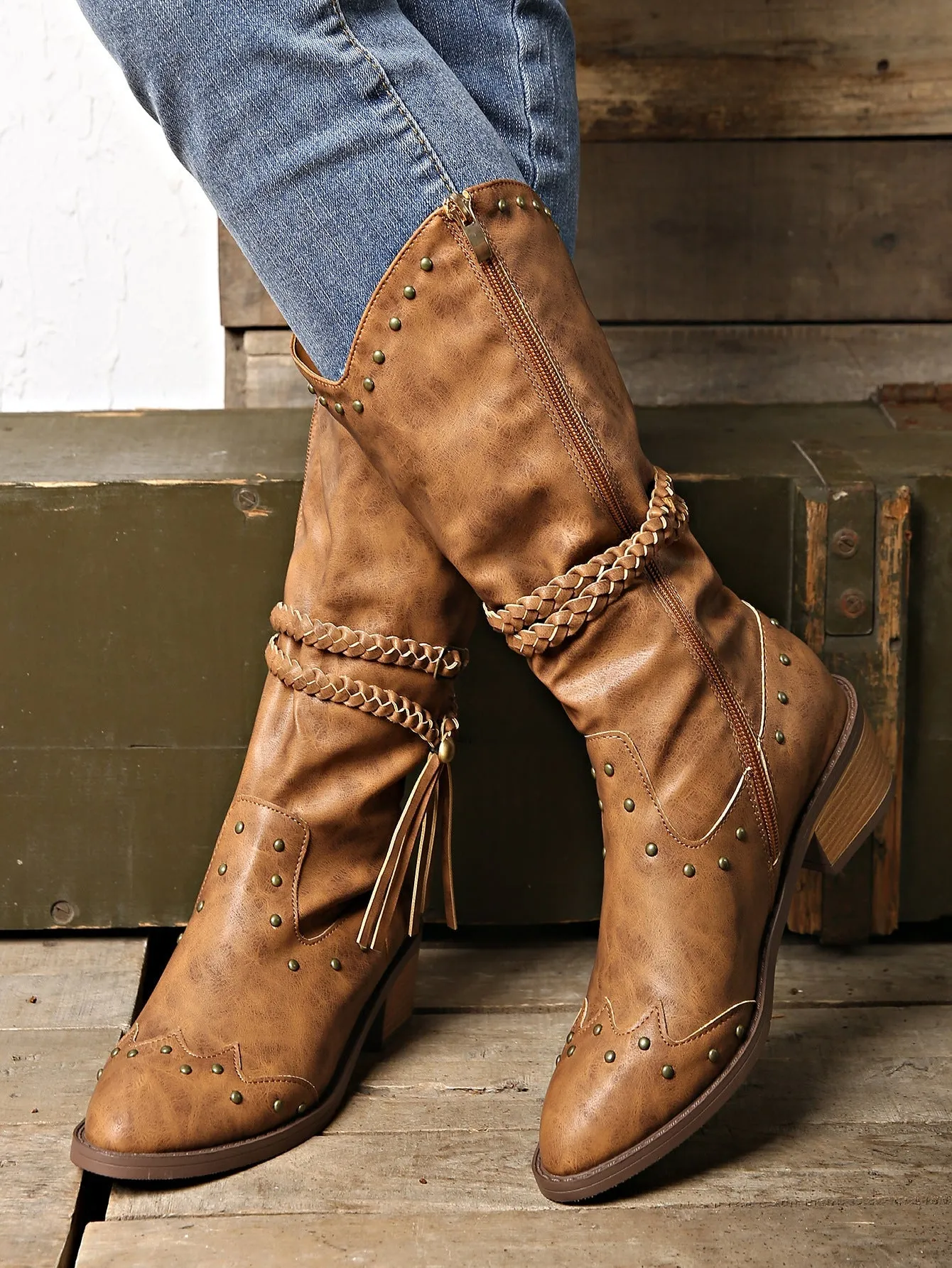 Creamtopmall Rivet belt buckle tassel mid-calf Martin boots
