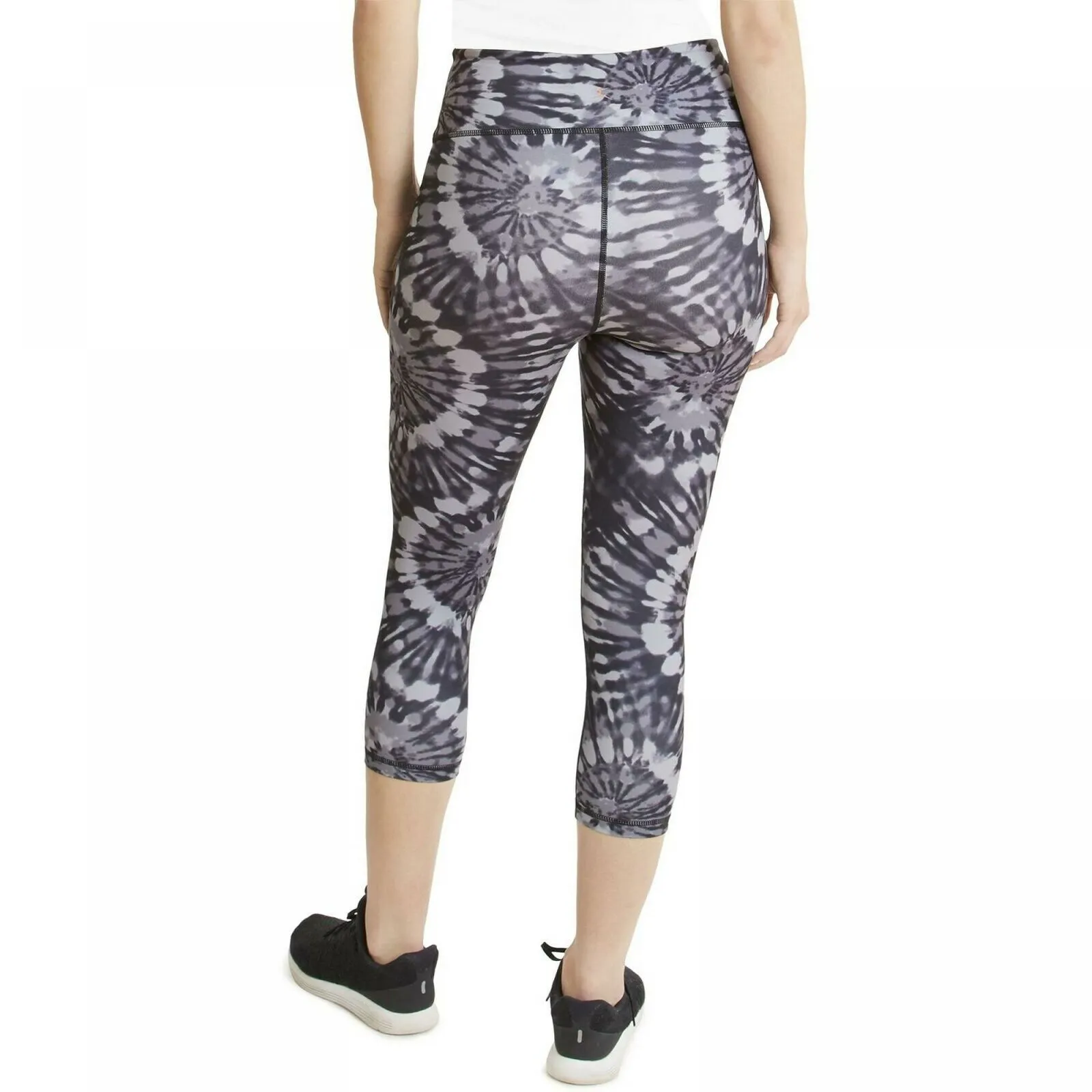Danskin Women's All Over Print Capri Leggings