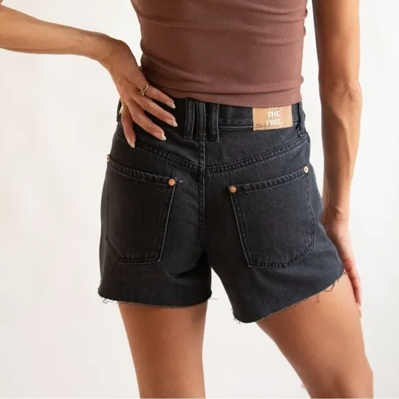 FREE PEOPLE Ivy Mid Rise Denim Shorts Faded Black Room Rocker
