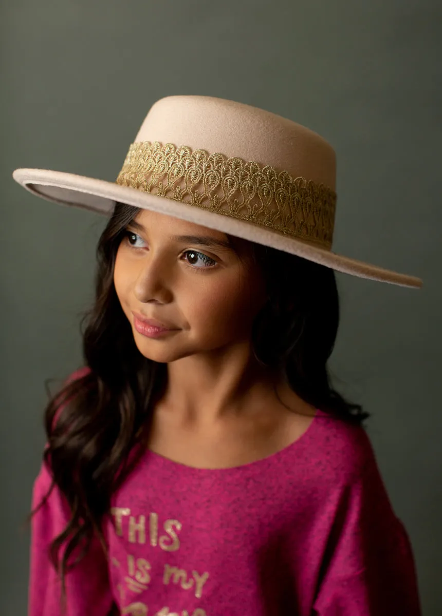Hallie Hat in Shell