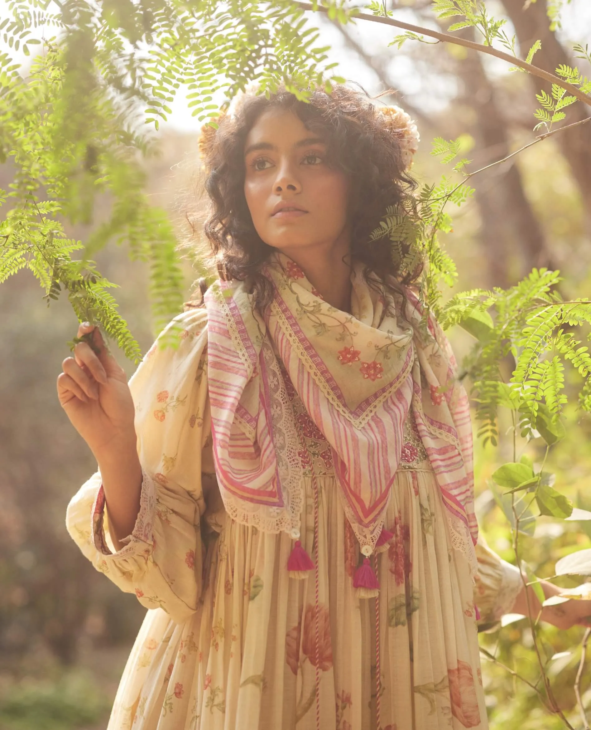 Ivory romantic summer dress and scarf