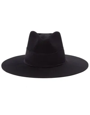 Janessa Leone Aya Black Hat
