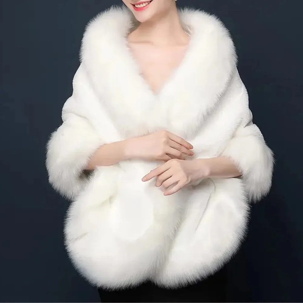 LANNI - Trendy Fur Scarf for Women