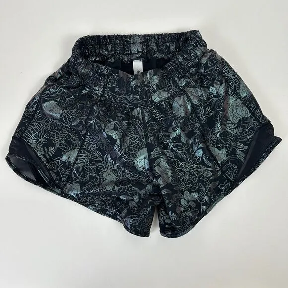 Lululemon Hotty Hot Shorts Womens Size 2 Metallic Black Activewear Running Rare