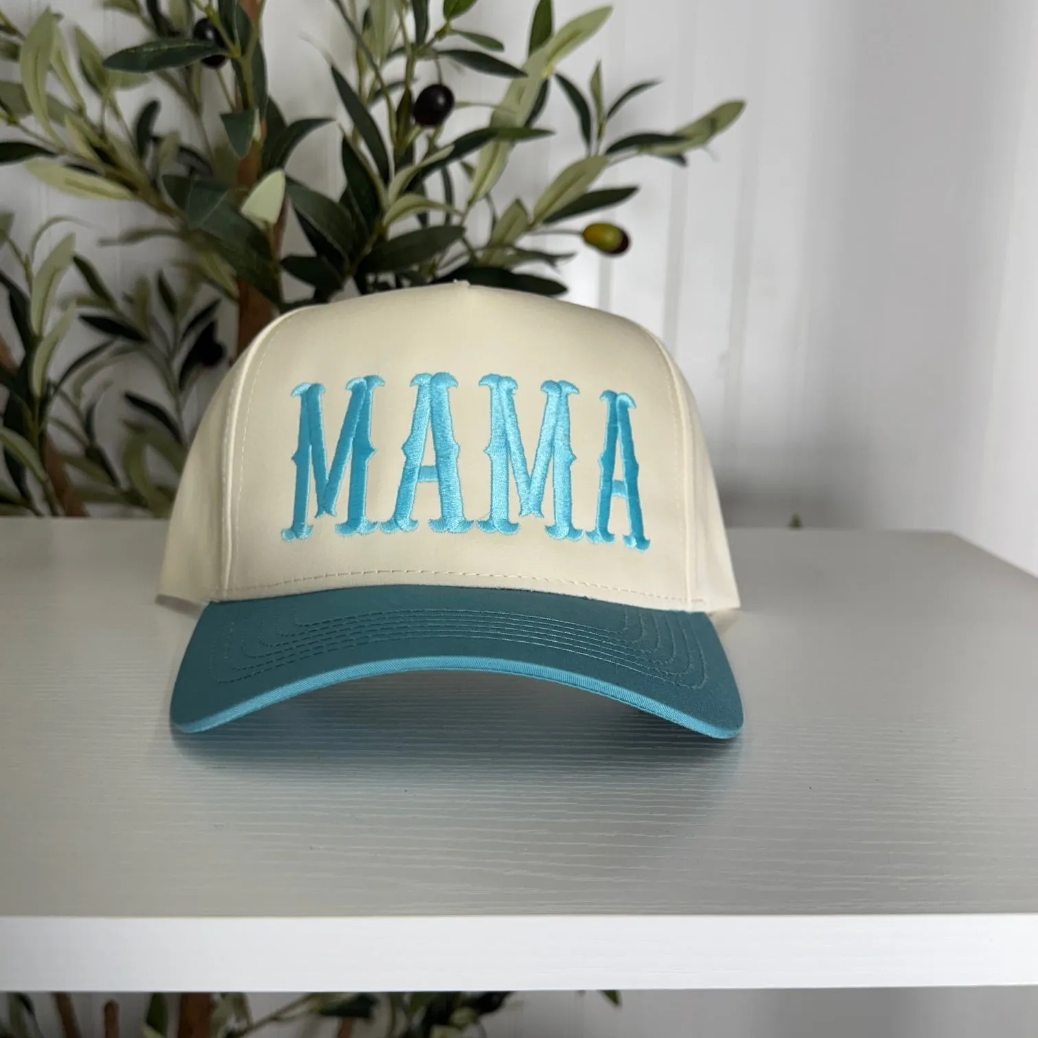 Mama Arched 5-Panel Two-Tone Spring Embroidered Baseball Cap