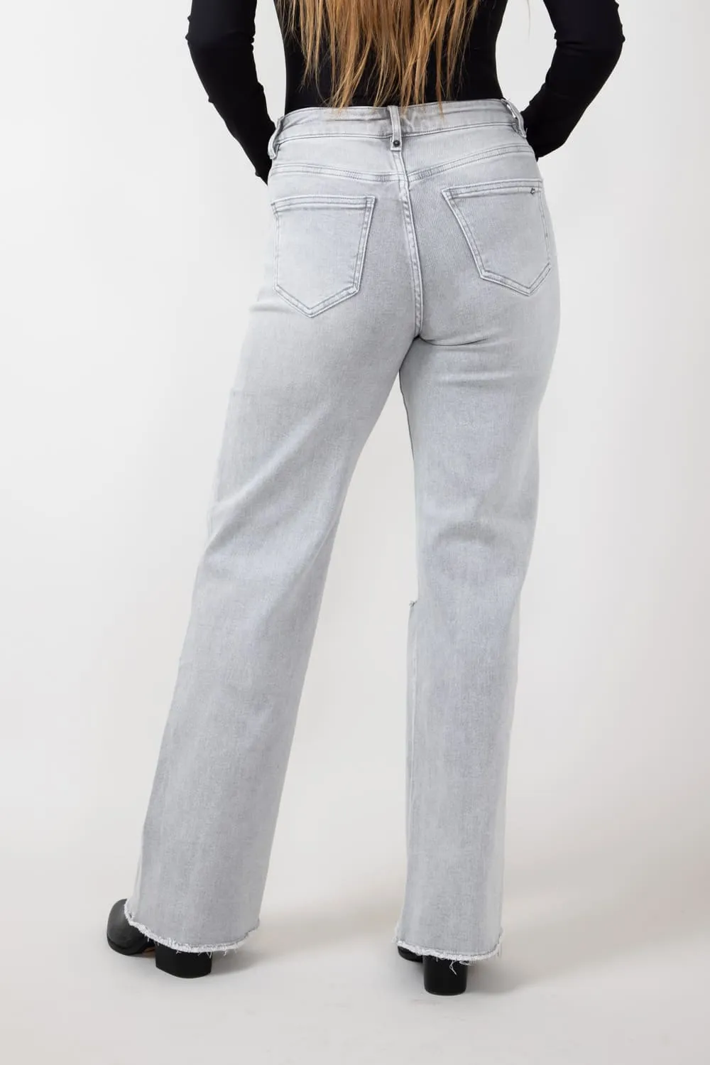 Mica High Rise Wide Leg Raw Hem Jeans for Women in Grey | MDP-W3313