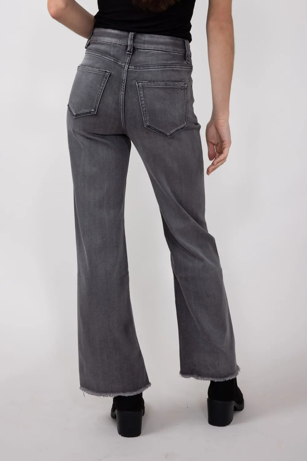 Mica Super High Rise Wide Leg Jeans for Women in Dark Grey | MDP-W3161