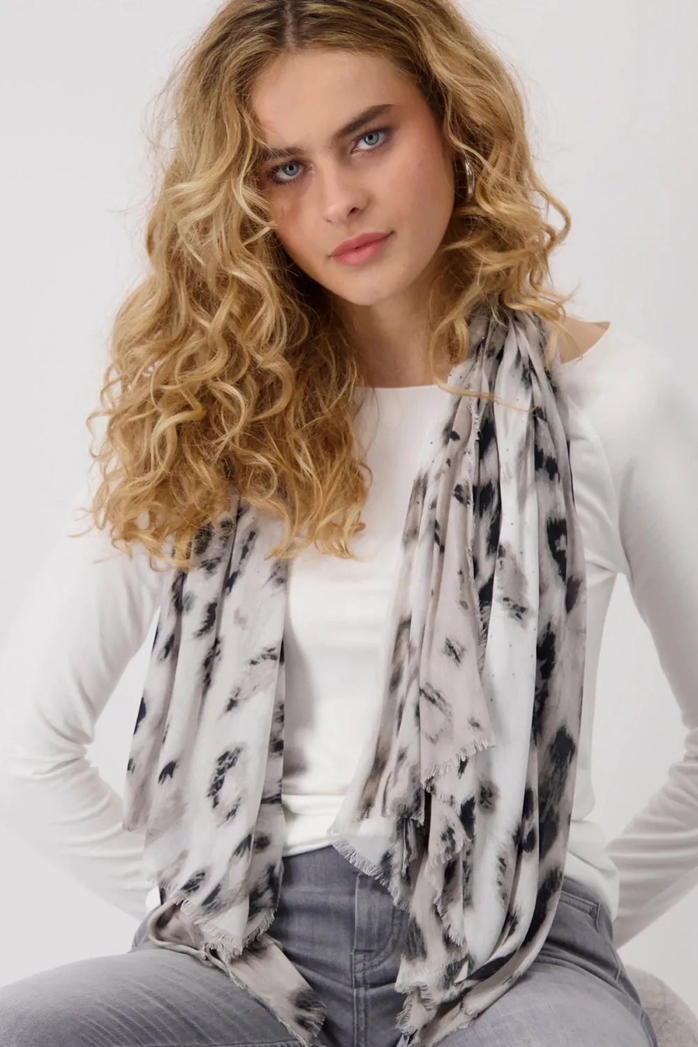 Monari Embellished Scarf 808702