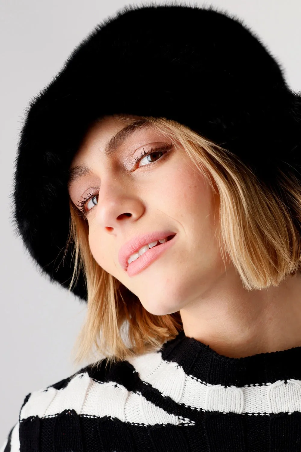 Monari Fluffy Faux Fur Hat 808286