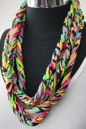 Neon Scarf Necklace 'Neon Lights'