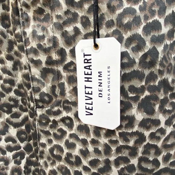 New Velvet Heart Women’s Danila Animal Print Denim Fashion A-Line Mini Skirt