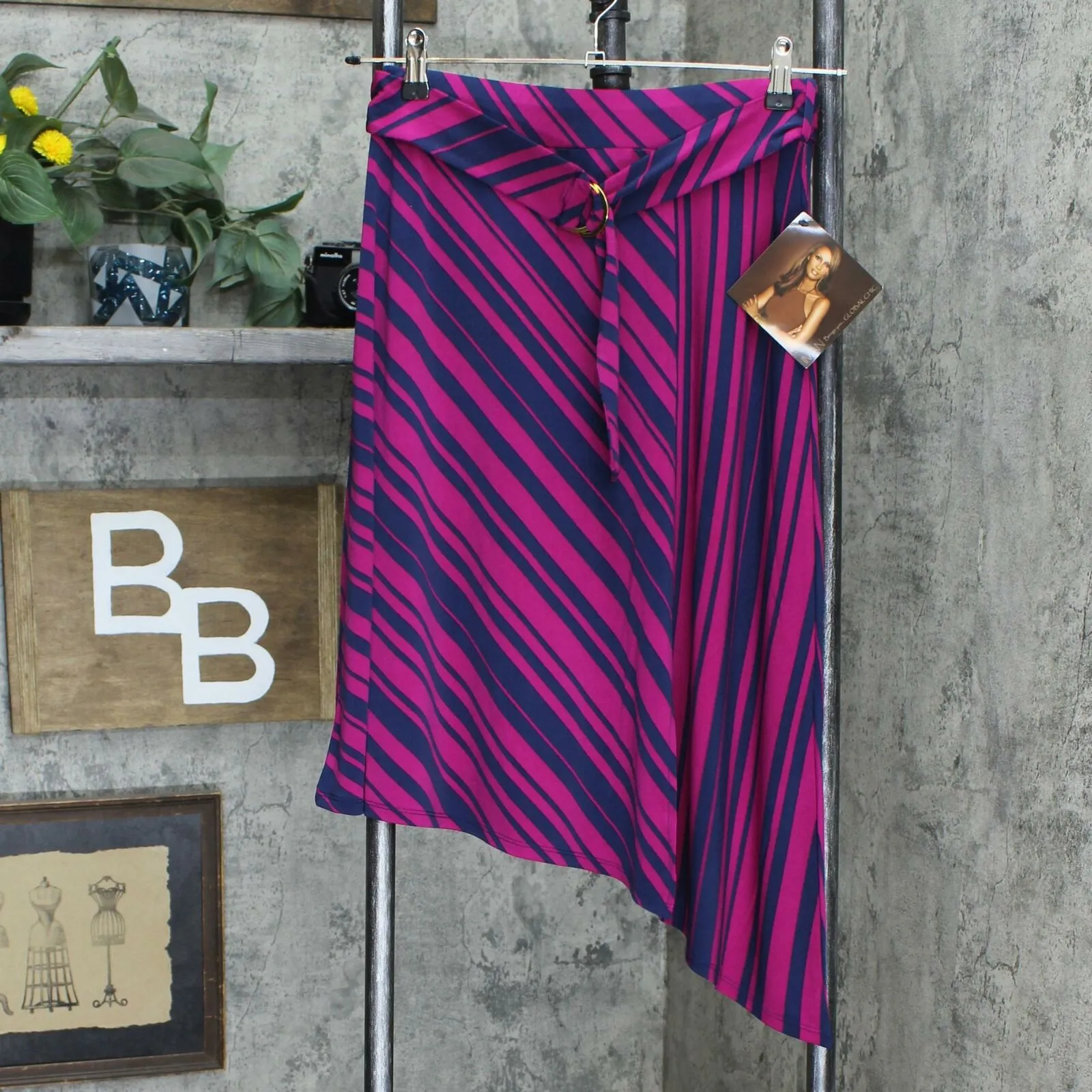 NWT IMAN Global Chic Luxury Resort Scarf Skirt With Self Tie. 685785 Small
