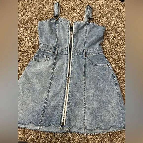 Pistola Nina Light Wash Denim Cutoff Overall Dress Sz M