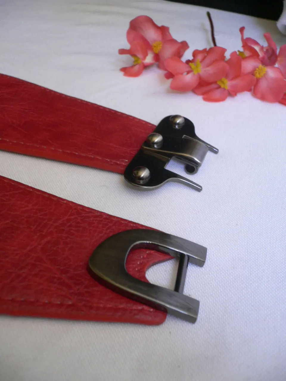 Red Black Gray Dark Brown Faux Leather Elastic Waist Hip Belt Silver Metal Hook Buckle S M