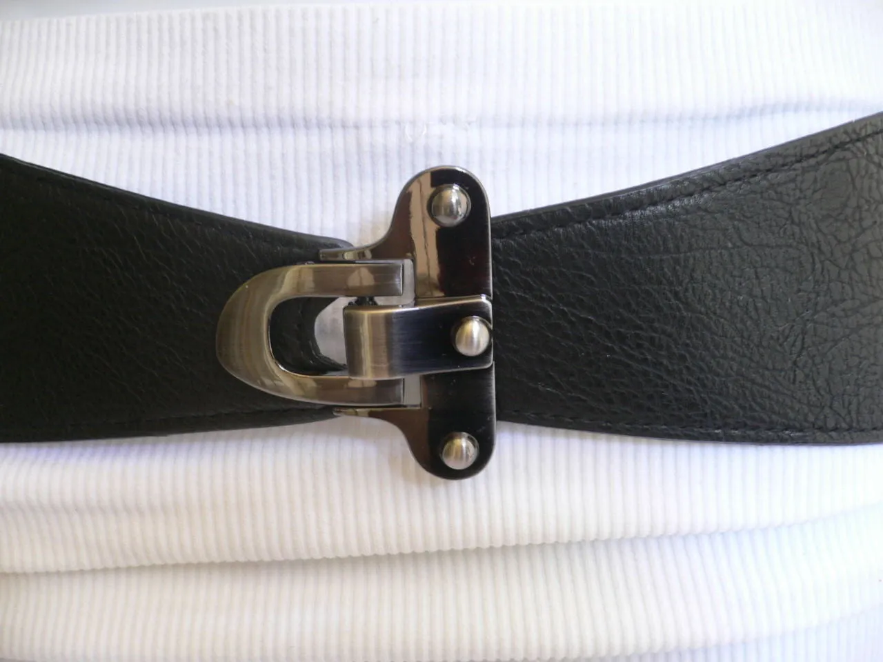 Red Black Gray Dark Brown Faux Leather Elastic Waist Hip Belt Silver Metal Hook Buckle S M