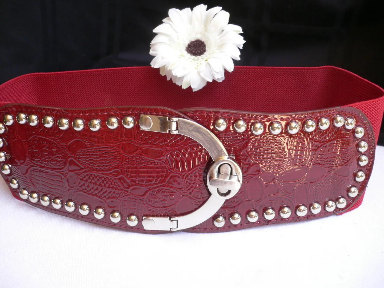 Red Faux Leather Stretch Back Crocodile Stamp Wide Belt Gold Metal Buckle XS-L