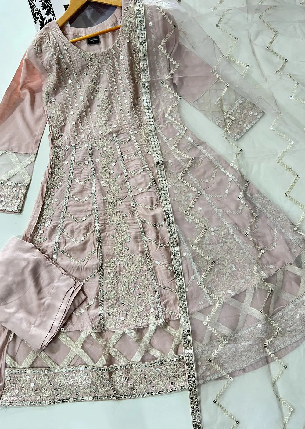 RGZ1402 Readymade Baby Pink Linen Dress