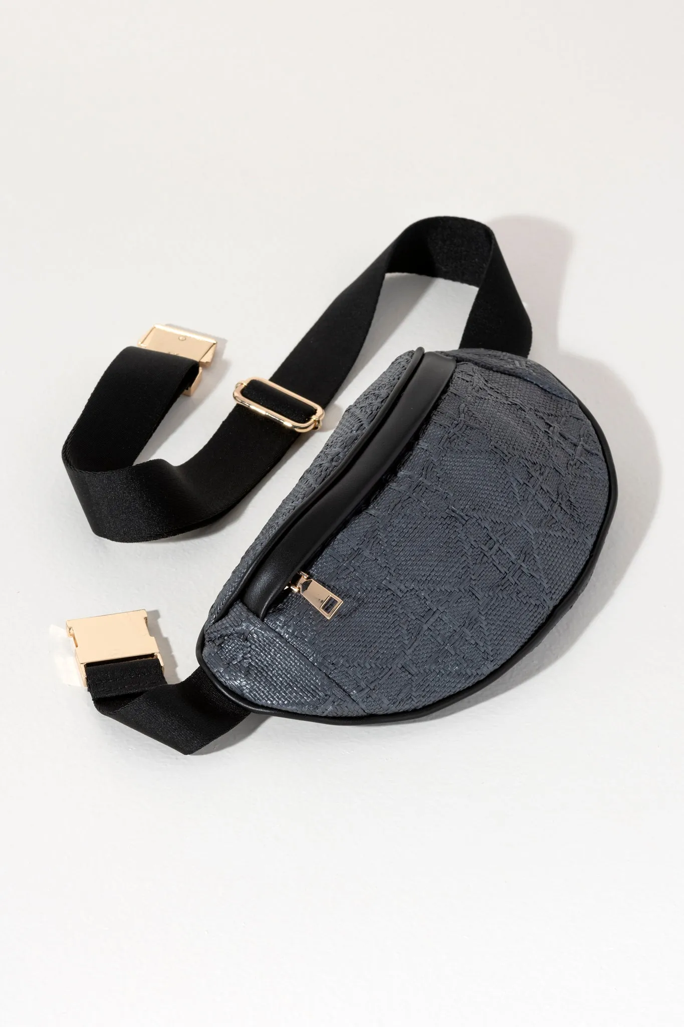 Shiraleah Adrienne Belt Bag, Black