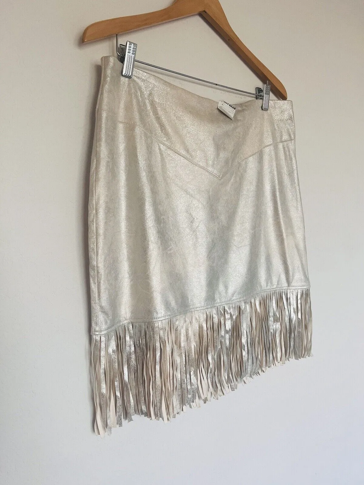 SHYANNE Faux Suede Skirt Sz Silver Fringe Knee Length Soft Western Boho Festival