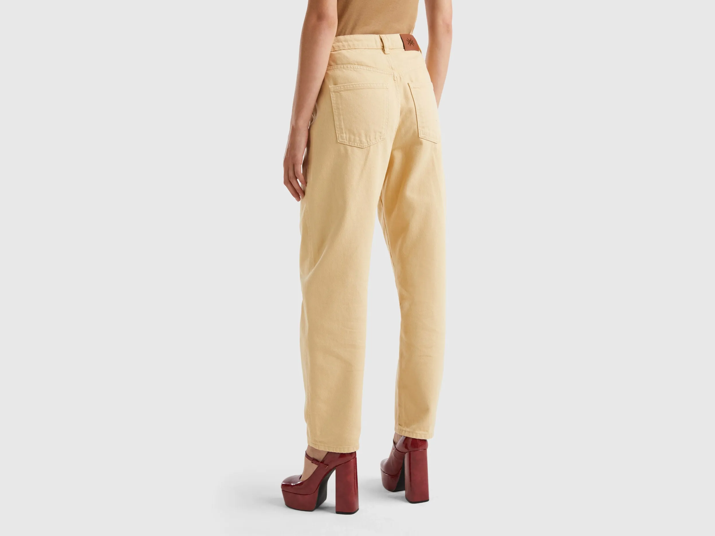 Solid Mom Fit Jeans