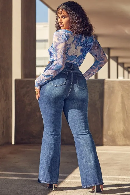 The Janie Flare Jeans in Medium Wash - Curvy