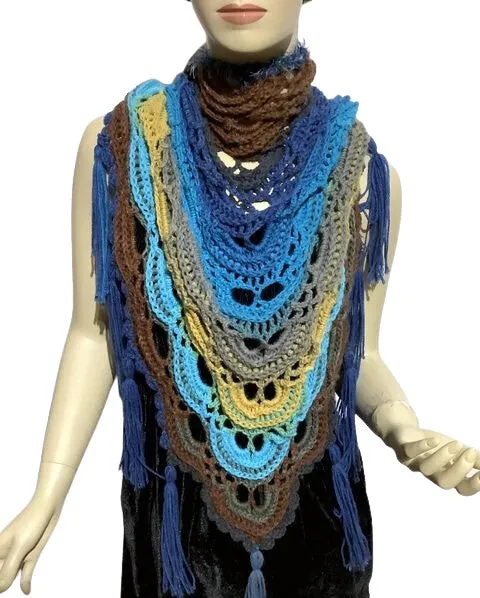 THE TURQUOISE BLUE DAISY SHAWL, woman's size, crochet wrap, bohemian style,