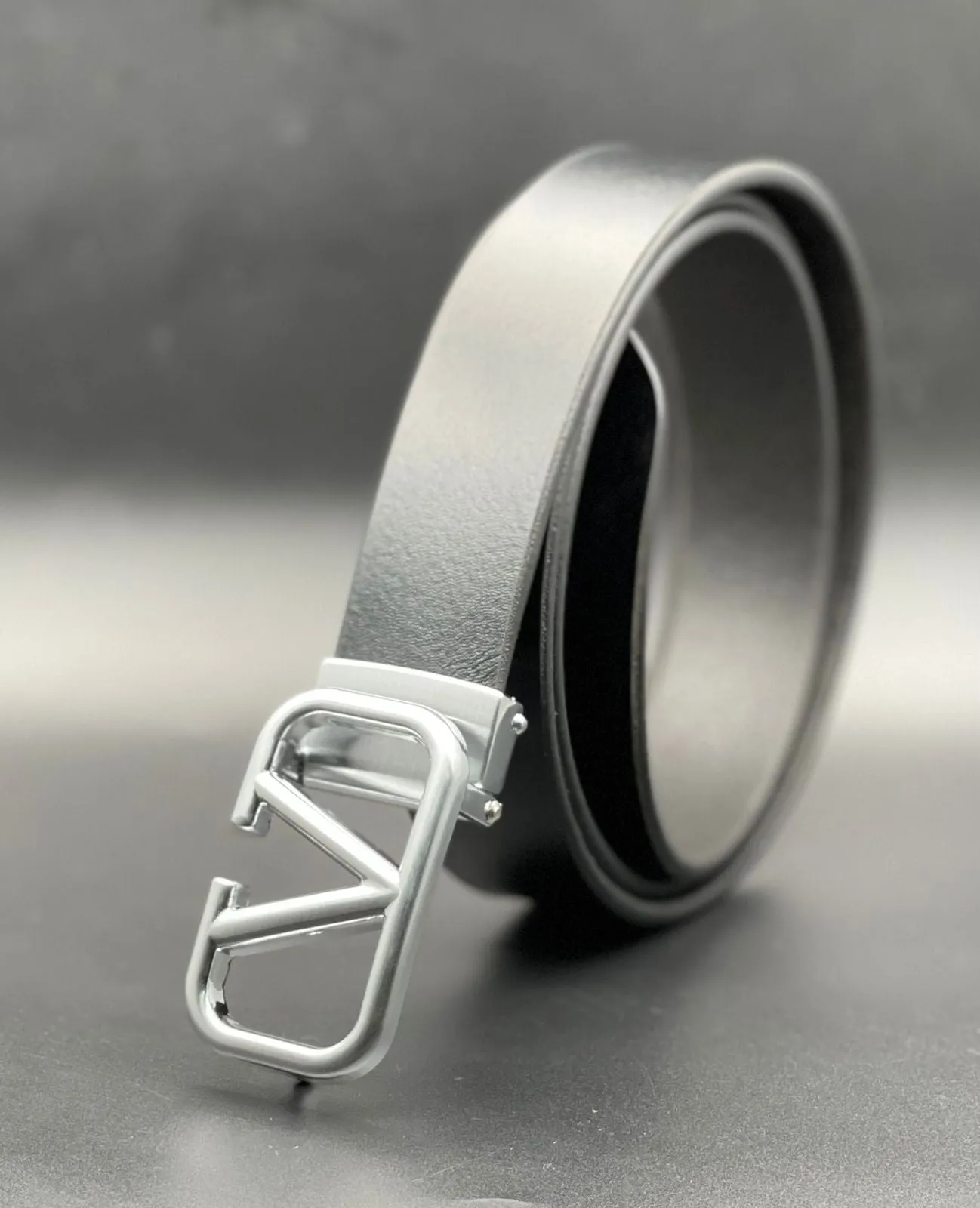 Trendy V Buckle Leather Strap Belt For Men's-Unique and Classy