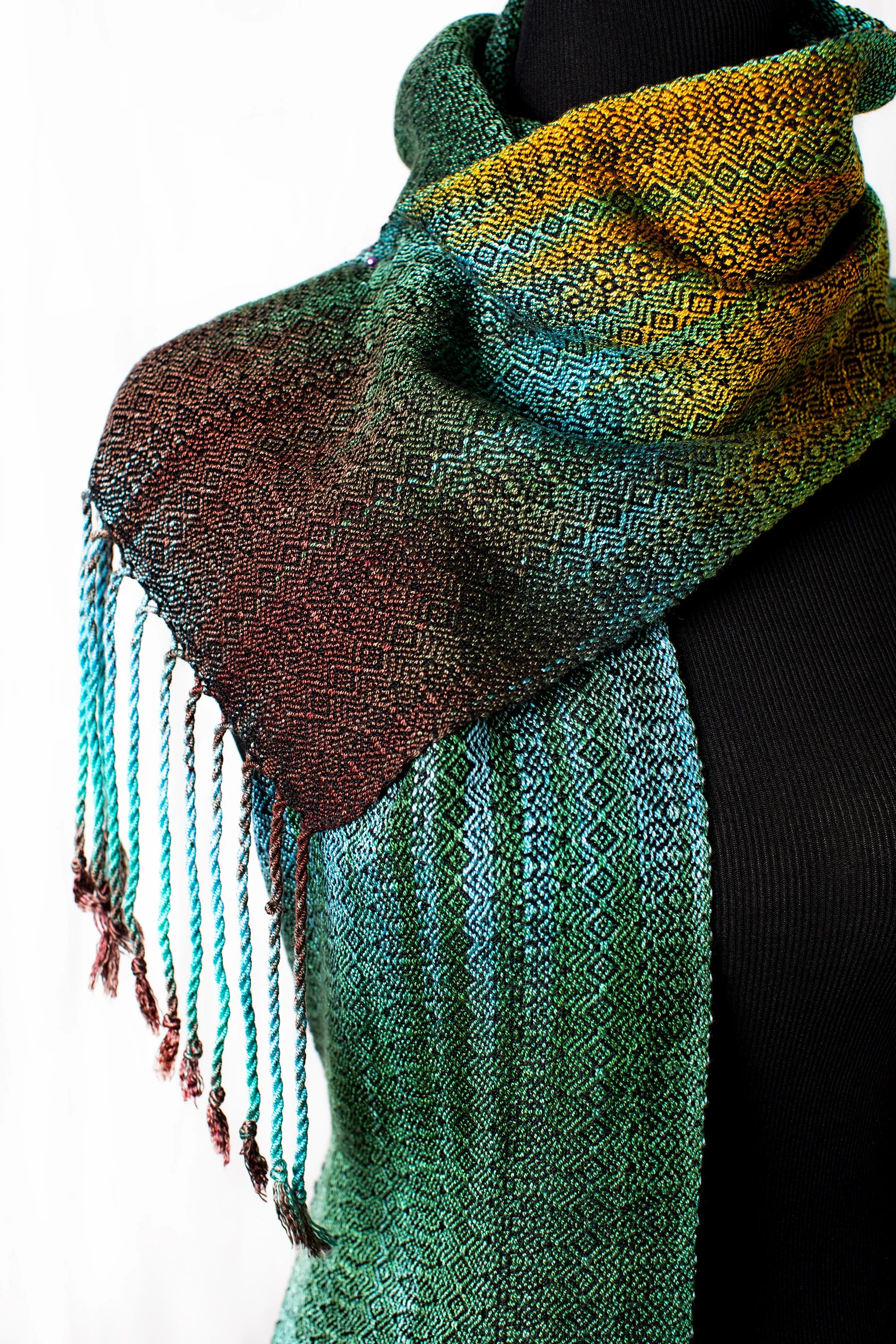 Tui Classic tencel Scarf- Raven