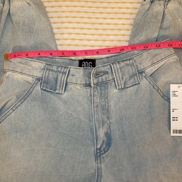URBAN OUTFITTERS• utility jogger cargo • size 26 BNWT