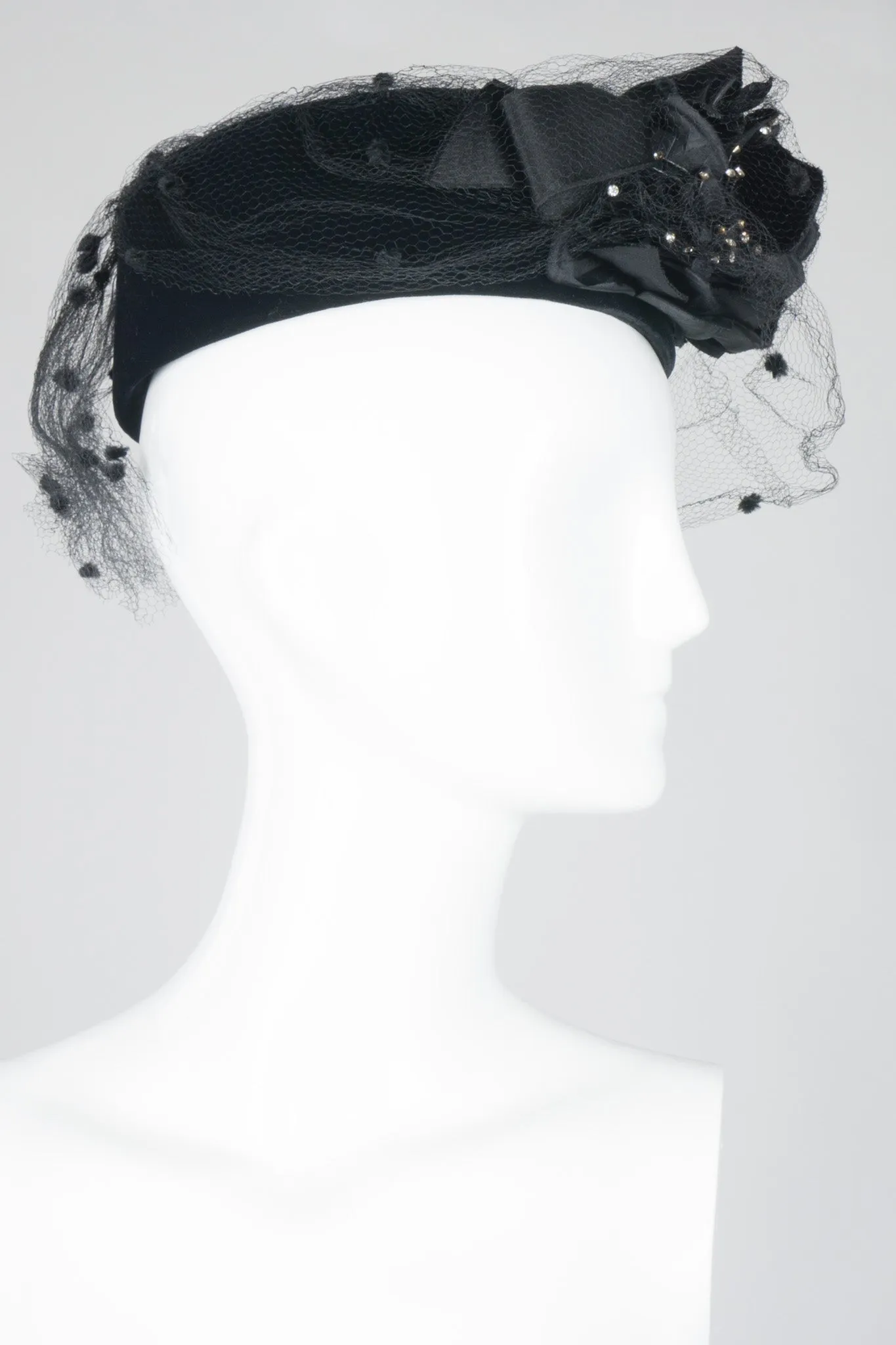Velvet Net Pillbox Hat