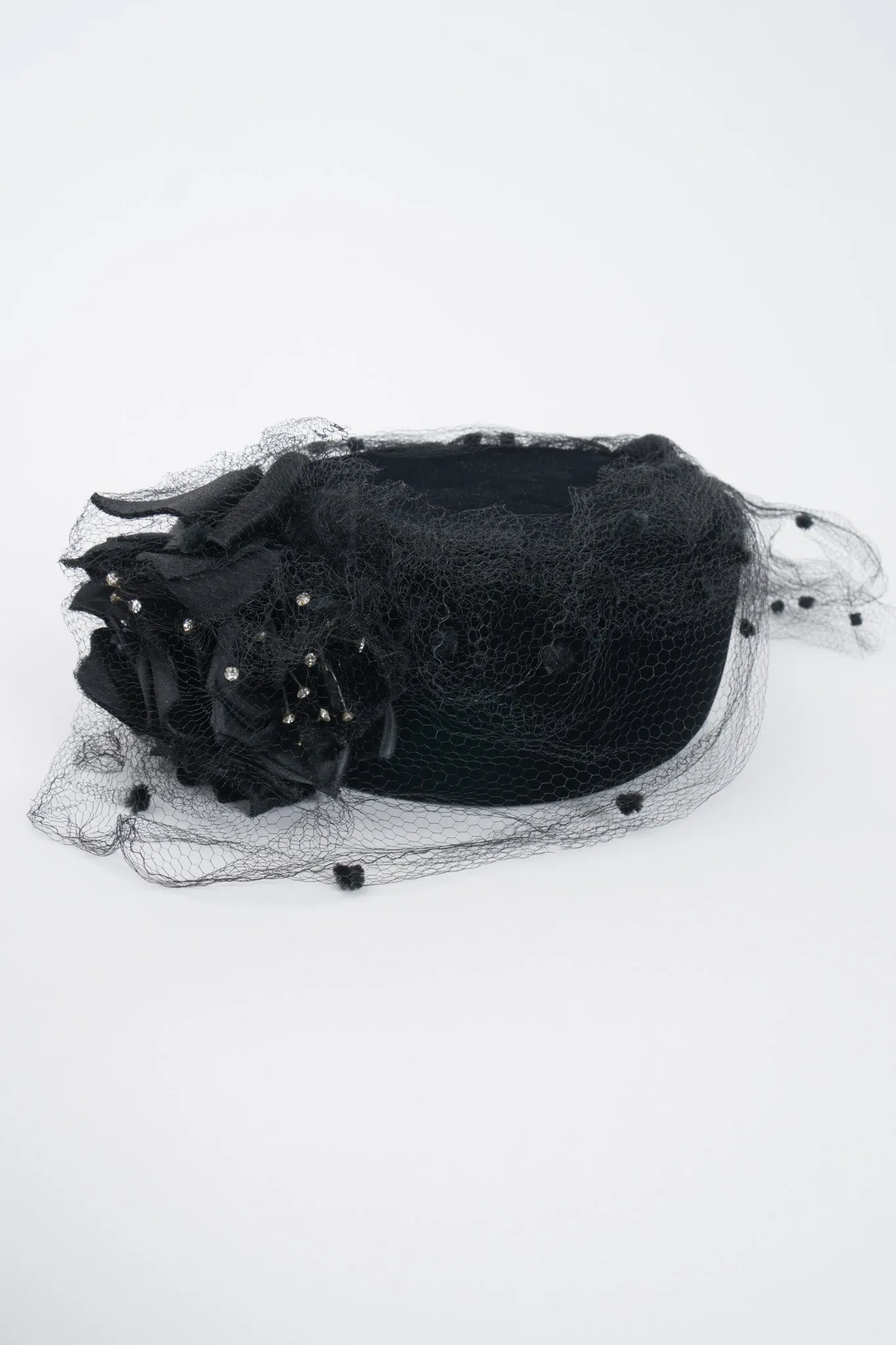 Velvet Net Pillbox Hat