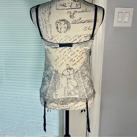 Victoria’s Secret Y2K White Black Floral Lace Push Up Bustier Corset Neon  36B