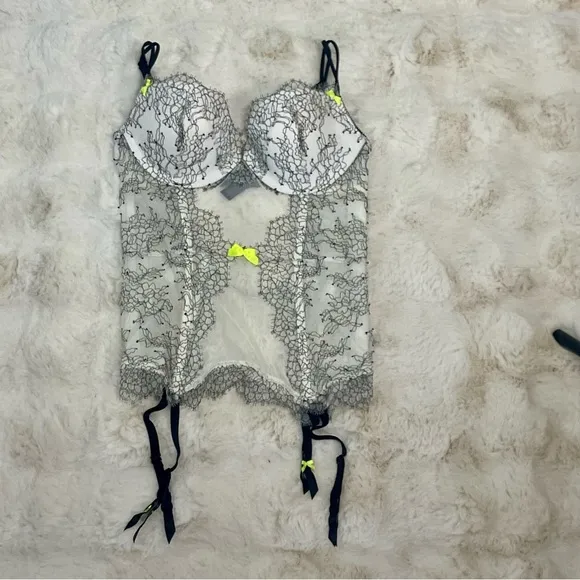 Victoria’s Secret Y2K White Black Floral Lace Push Up Bustier Corset Neon  36B
