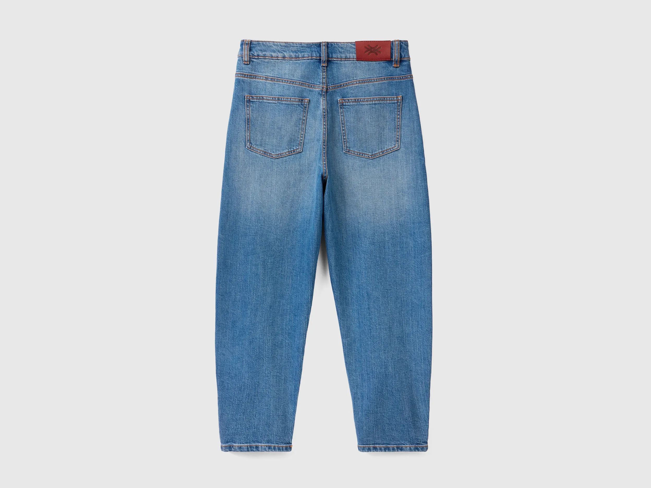 Washed Balloon Fit Jeans