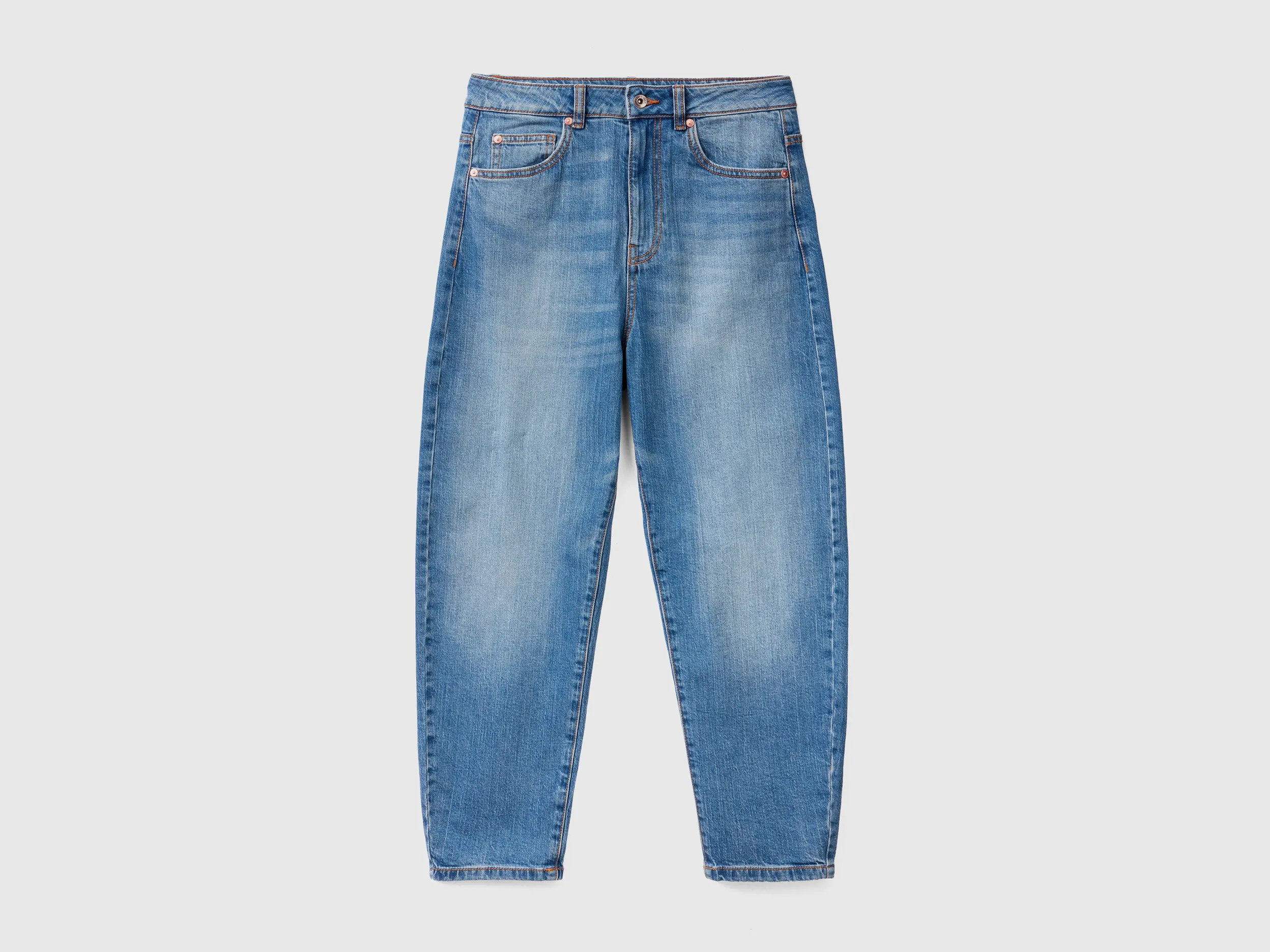 Washed Balloon Fit Jeans