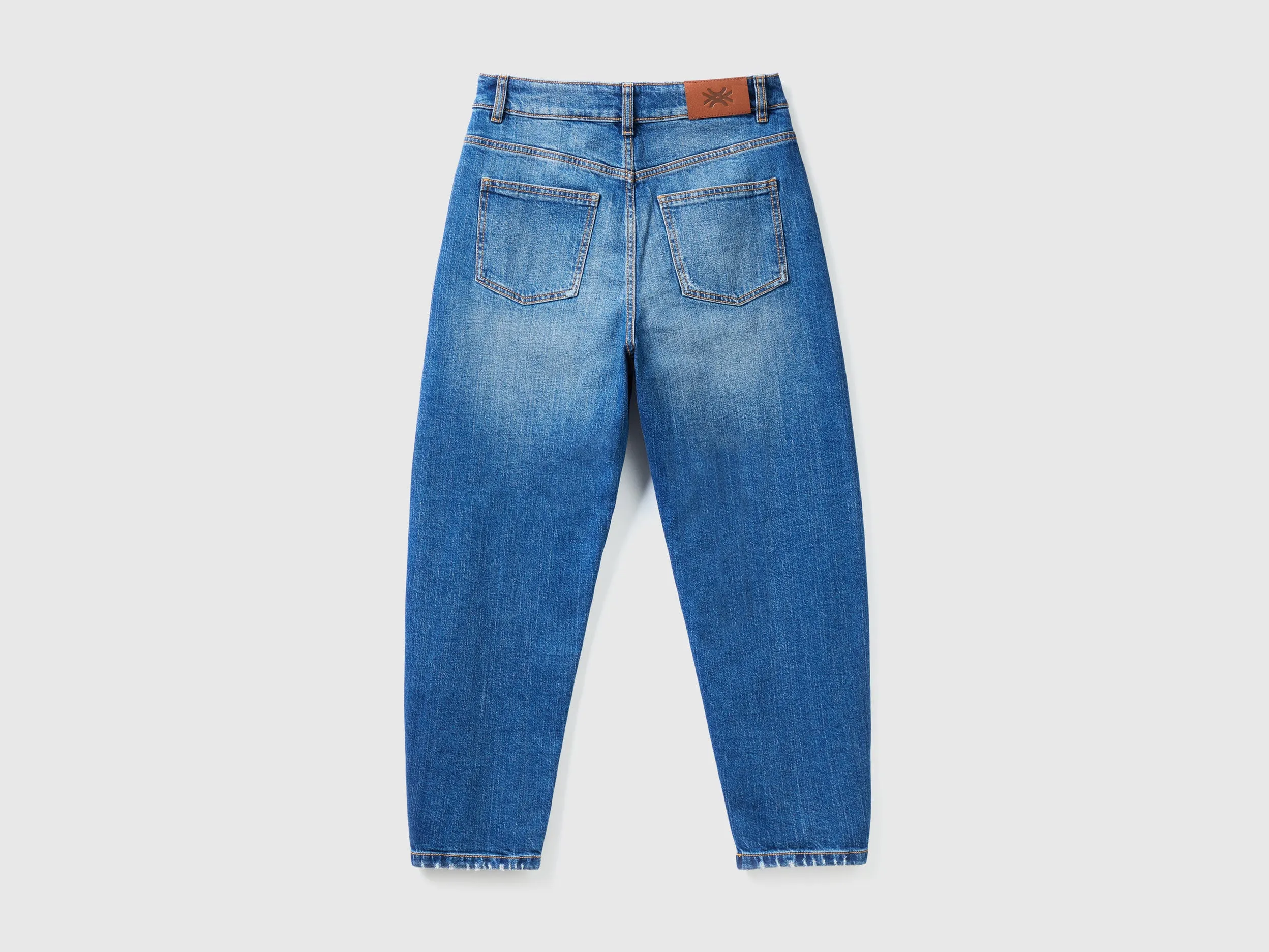 Washed Balloon Fit Jeans
