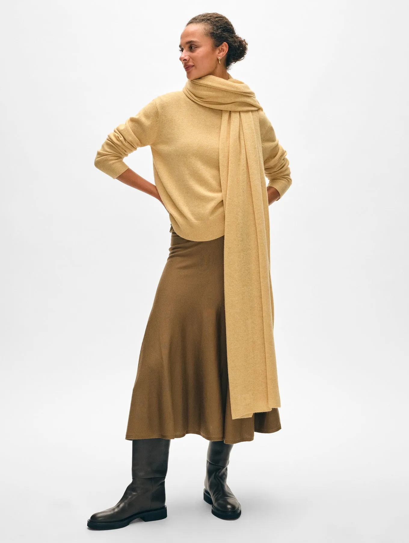 White   Warren - Cashmere Travel Wrap - Vintage Gold