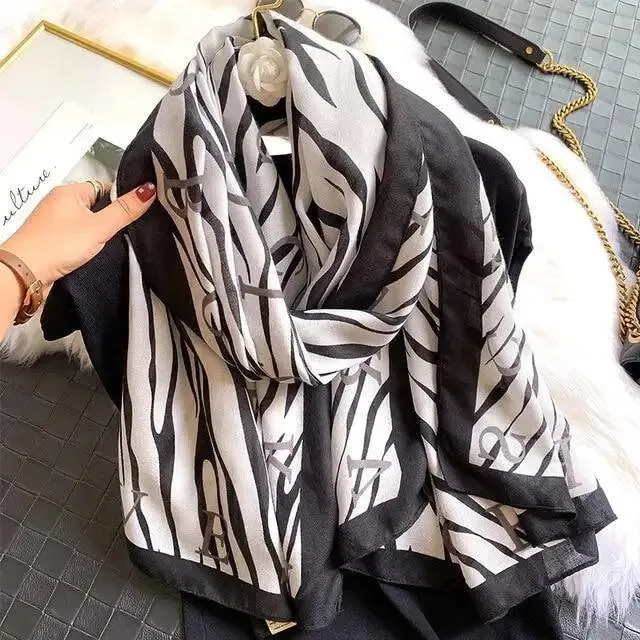 Women Scarf Leopard Print Cotton Large Size Scarfs For Winter Shawls Winter Warm Casual Wear For Women Lovely Floral Tassel Cotton ab Shawls Lady Silk Wraps Scarves