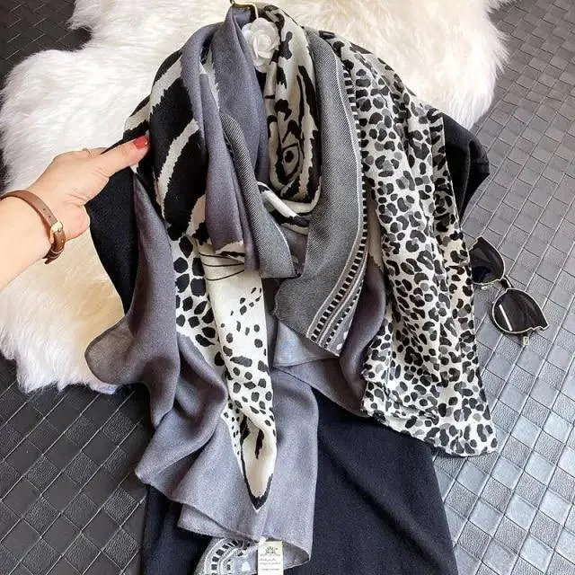 Women Scarf Leopard Print Cotton Large Size Scarfs For Winter Shawls Winter Warm Casual Wear For Women Lovely Floral Tassel Cotton ab Shawls Lady Silk Wraps Scarves
