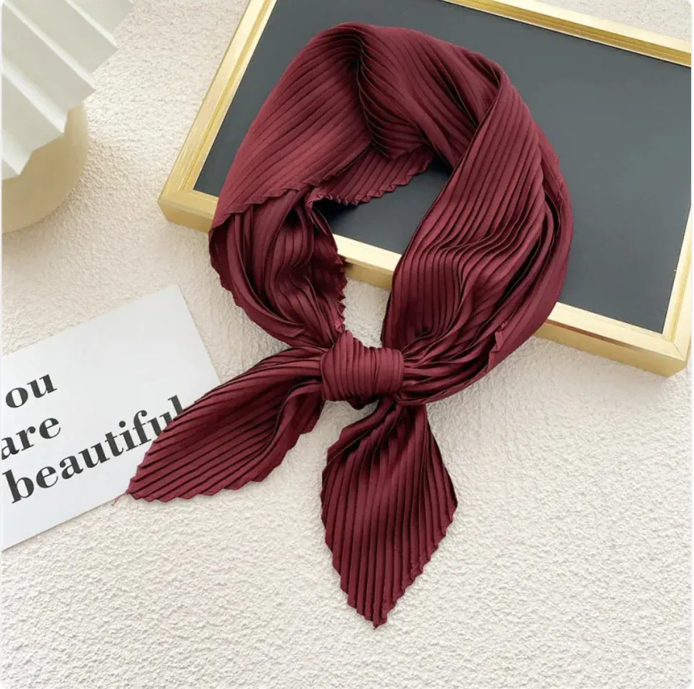 Women's Solid Color Pleated Scarf