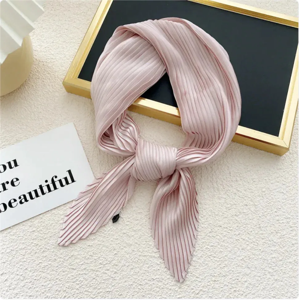 Women's Solid Color Pleated Scarf