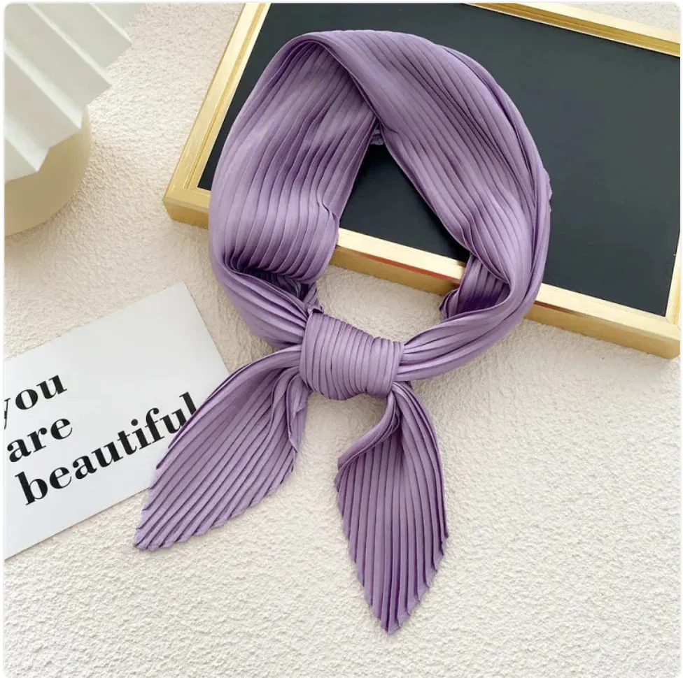 Women's Solid Color Pleated Scarf
