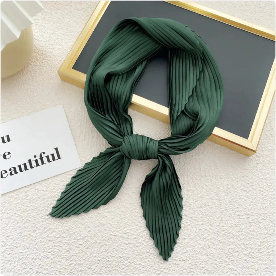 Women's Solid Color Pleated Scarf